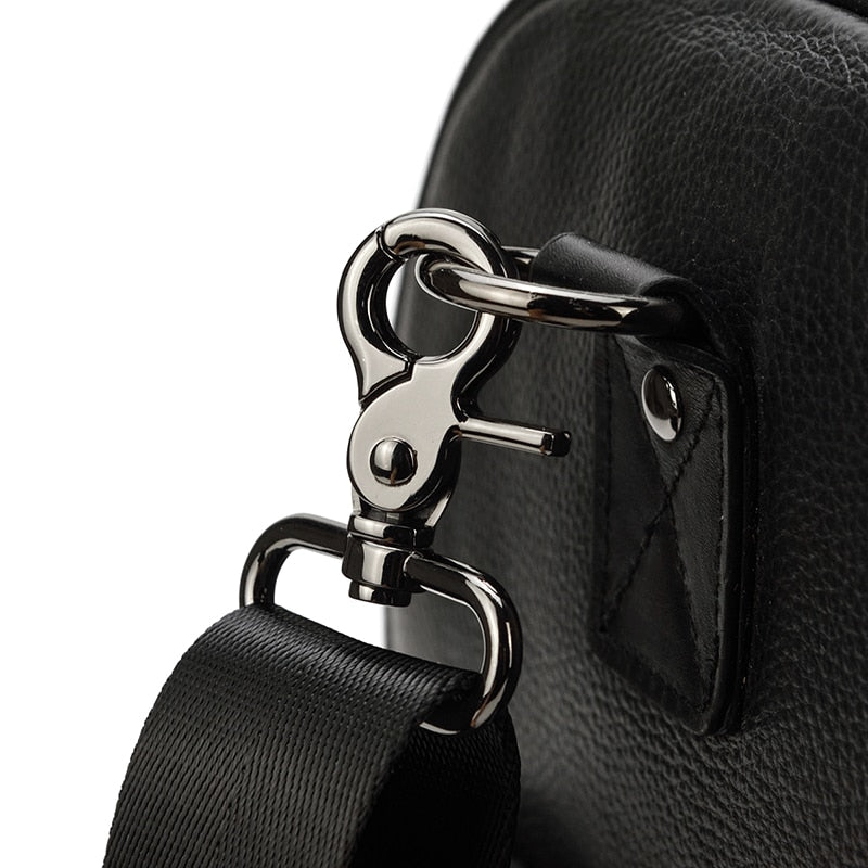 BACKPACK | BOLSO DE VIAJE NEGRO DE CUERO