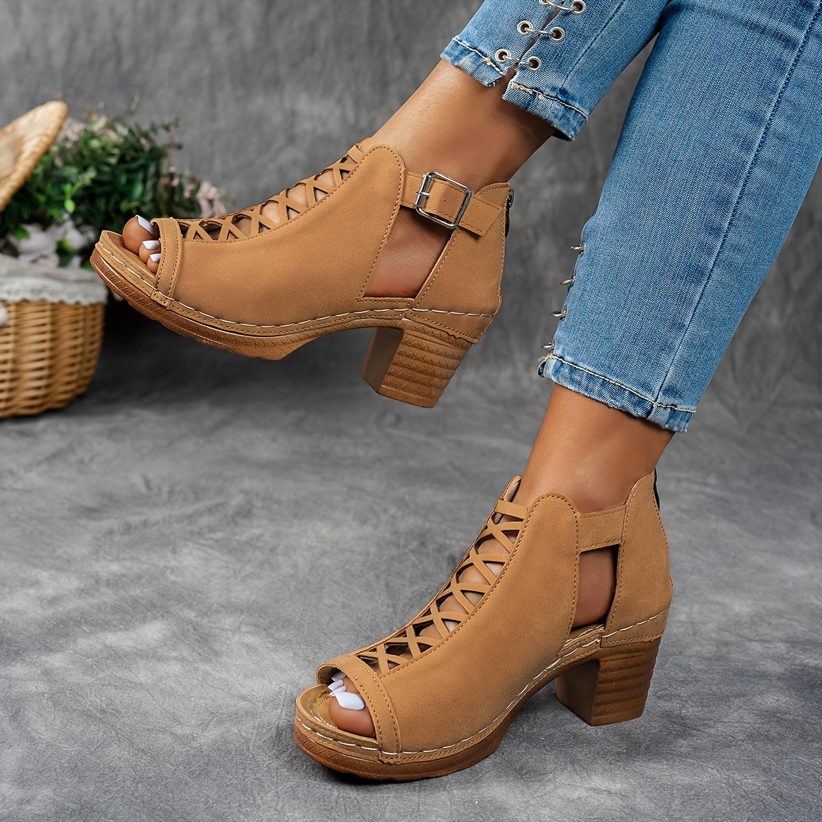 NISA | BOTA CON TACÓN Y CORDONES