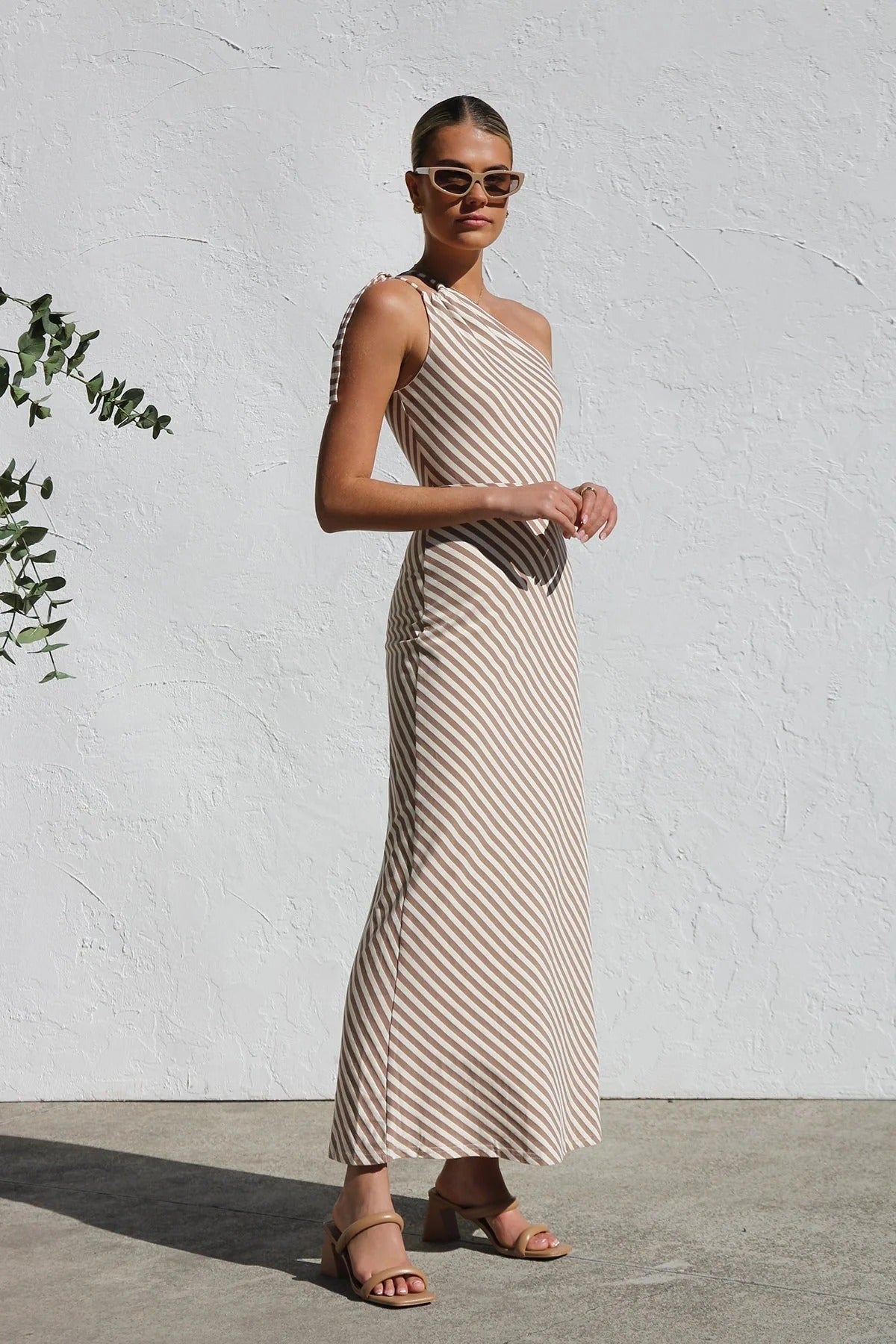RESHIA| VESTIDO DE RAYAS