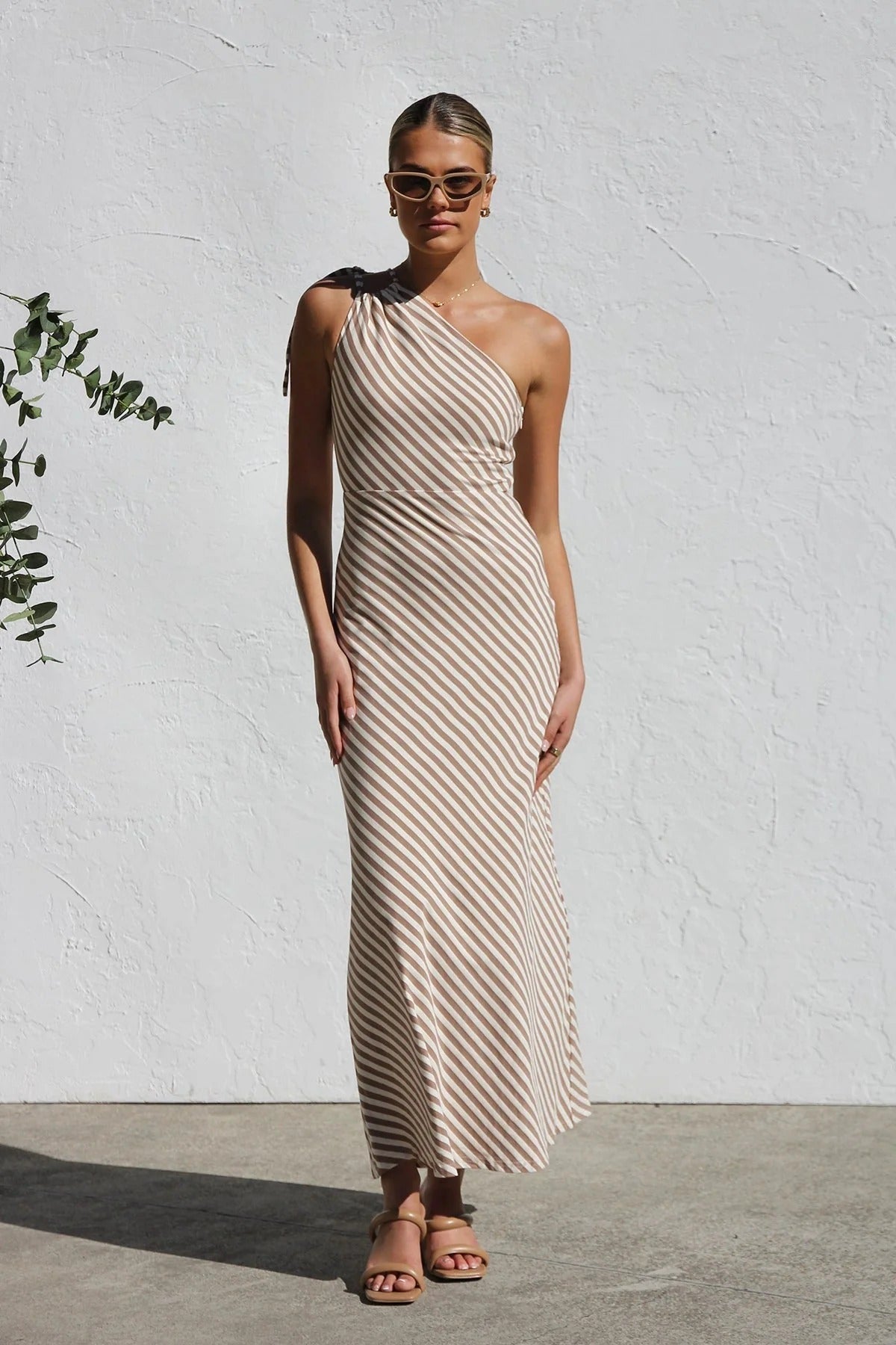 RESHIA| VESTIDO DE RAYAS