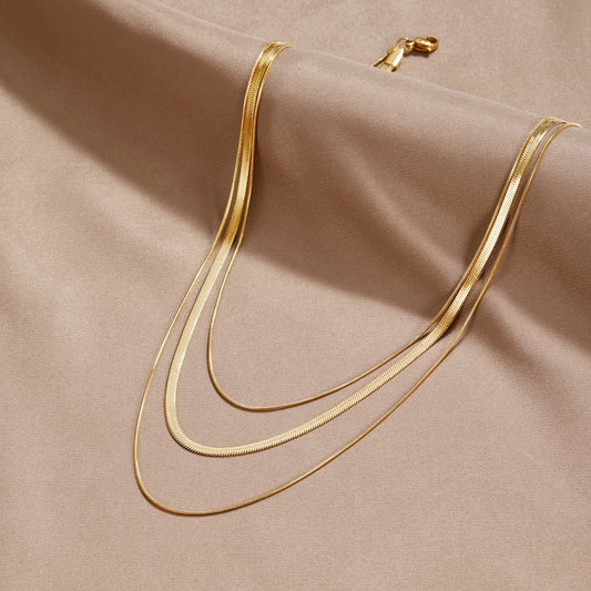 SIRENA | COLLAR DORADO DE ACERO INOXIDABLE