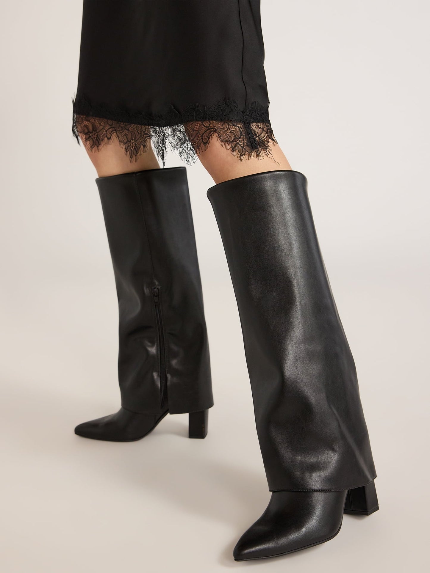 ELEGANTI | BOTAS DE TACÓN CUADRADOS EFECTO PANTALÓN